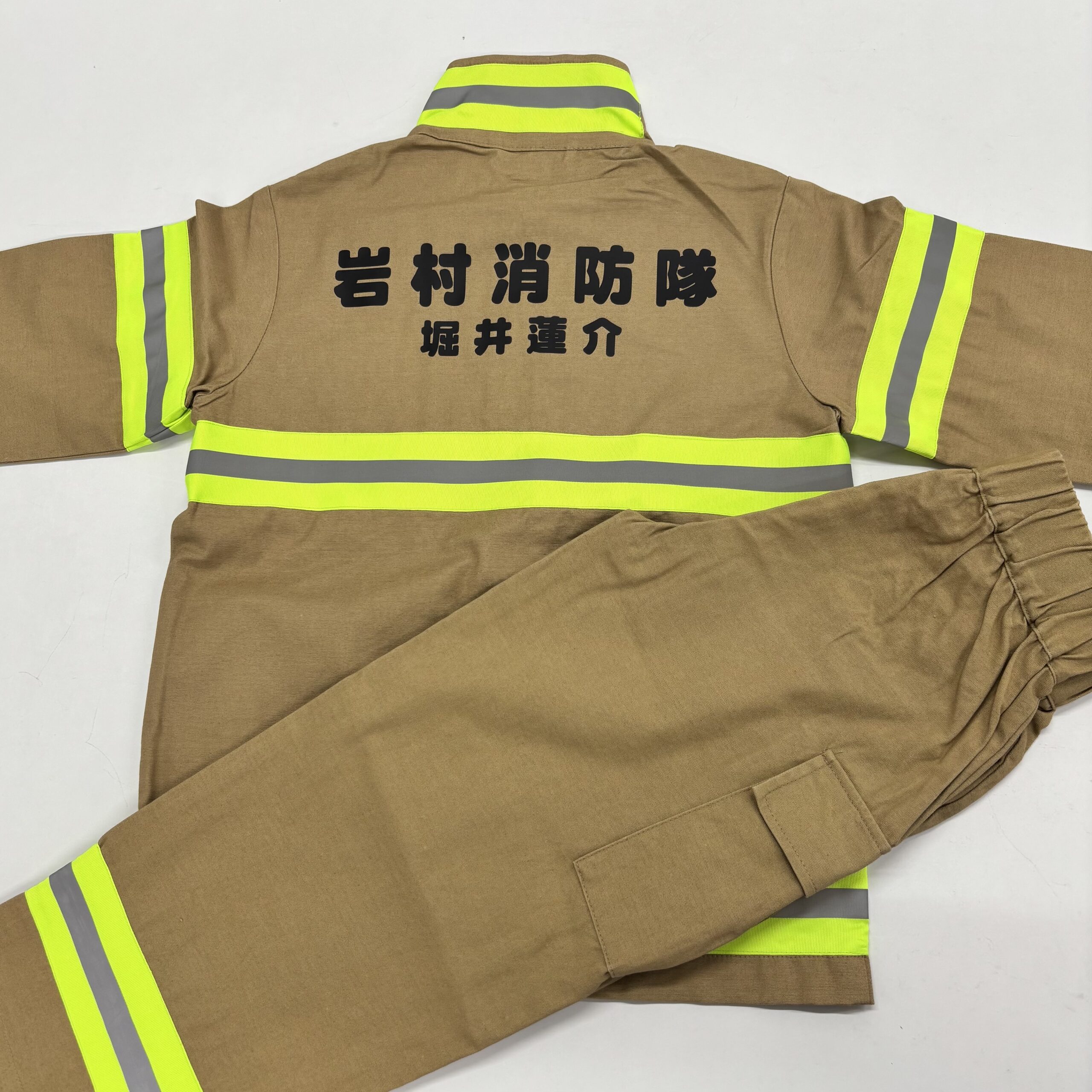 F.D.Kid’s　子供用防火服に背中プリントの加工のご依頼をいただきました。